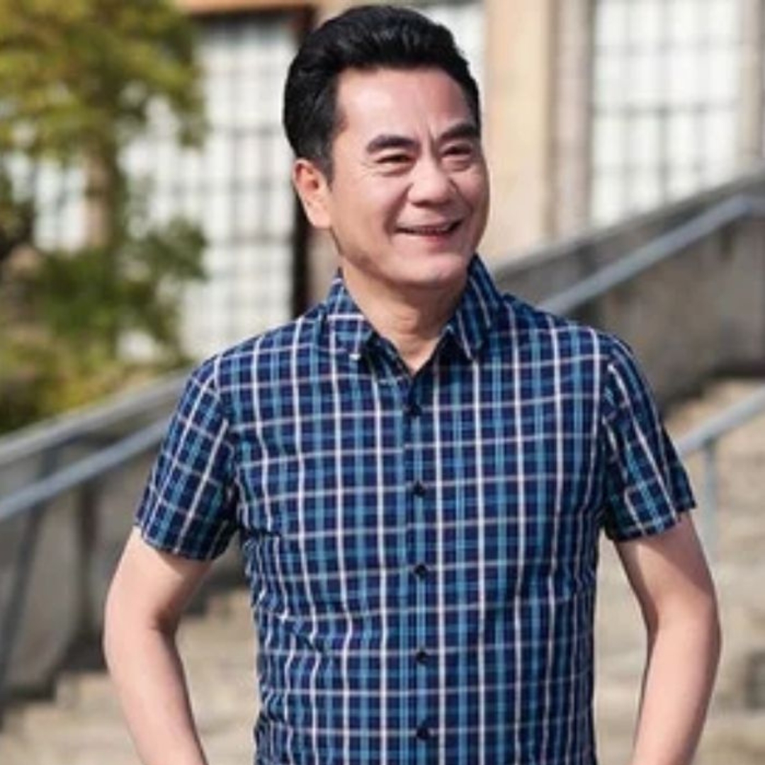 Anh Hùng, 52 tuổi, Hải Phòng