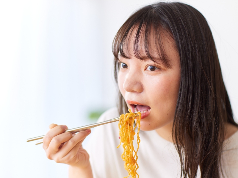 Dấu hiệu thai làm tổ sớm