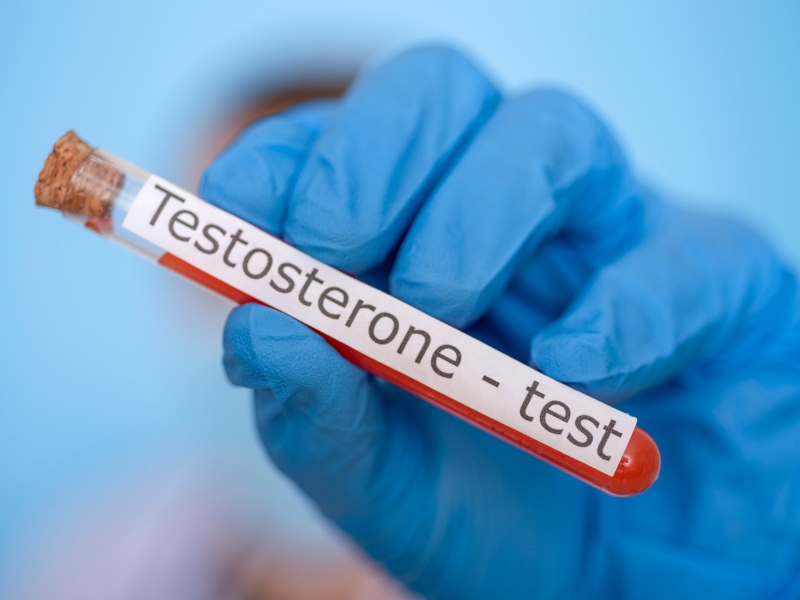 Testosterone thấp ở nam giới sau 30 tuổi