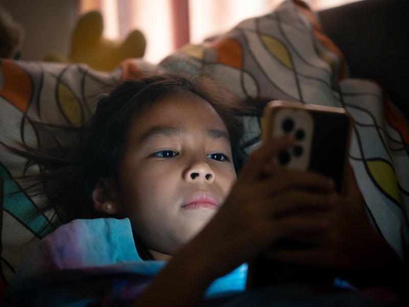 Ánh sáng xanh và hormone